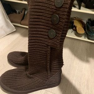 Ugg sweater boots